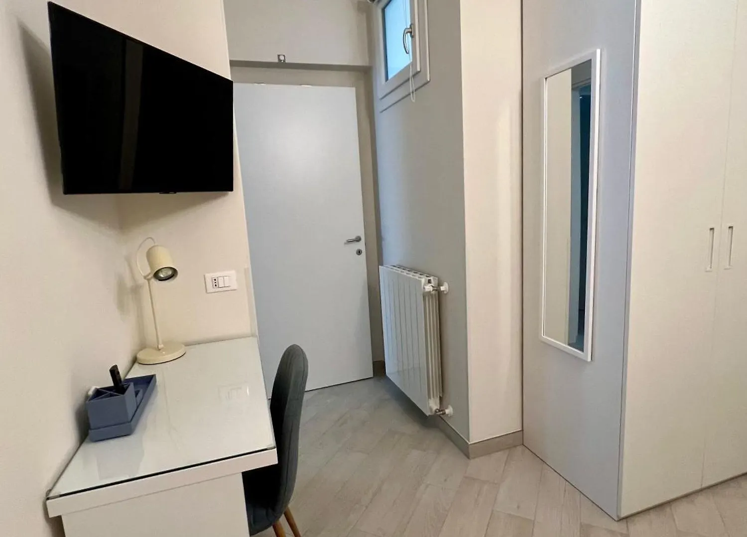 Novimo Comfort Apartment - Terrasini Italy